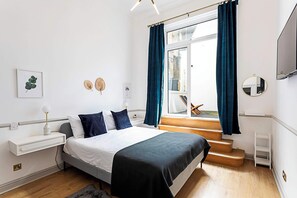 基本公寓 | 2 間臥室、筆電工作空間、熨斗/熨衣板、床單