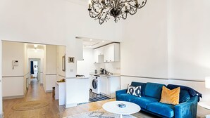 Unclassified image, 5 of 26, button - Luxury South Kensington Flat (London)