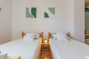 2 bedrooms, WiFi, bed sheets