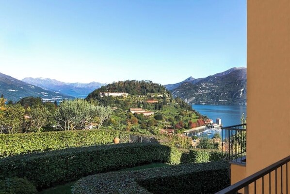 Property grounds - Bellagio -pearl of the Lake-vista e Stile! (Bellagio)