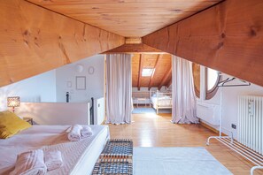 2 bedrooms, desk, WiFi - Bellagio -pearl of the Lake-vista e Stile! (Bellagio)