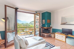 Smart TV, books - Bellagio -pearl of the Lake-vista e Stile! (Bellagio)