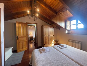 3 soveværelser, strygejern/strygebræt, sengetøj