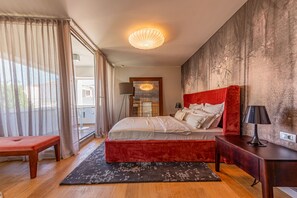 3 chambres, accès au Wi-Fi (inclus), literie fournie