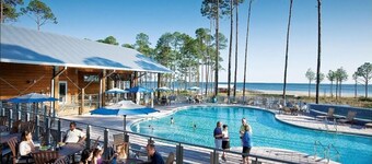 Starry Night: 3,800 sqft, 1-min to Beach!  - Resort Pool, Dog Friendly!