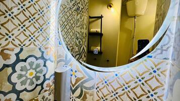 Dusch, hÄrtork, bidé och handdukar