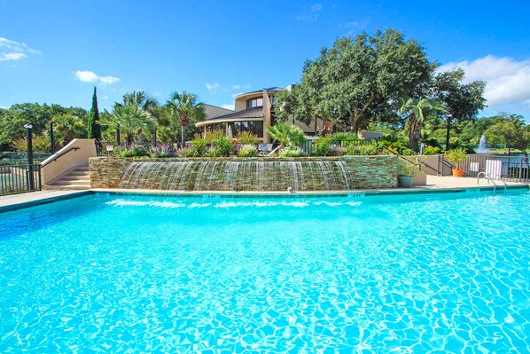 Seasonal outdoor pool