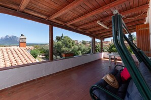 Property grounds - Casa del Gelsomino by Wonderful Italy (Loiri Porto San Paolo)