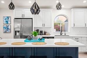 Fridge, microwave, oven, stovetop - Sun-Kissed Scottsdale Sanctuary, Heated Pool, Spa, Putt-Putt, Bocce, Bowling! (Scottsdale)