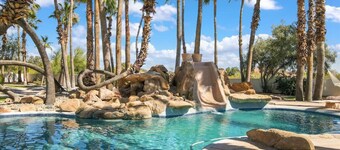 Resort Style Estate, 2 Houses, Putt-Putt Course, B-ball Court, Heated Pool
