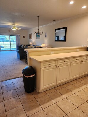 Interior - 2 miles from the ocean, family sized 1st floor condo, sleeps 4. (Myrtle Beach)