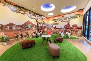 Children’s play area – indoor