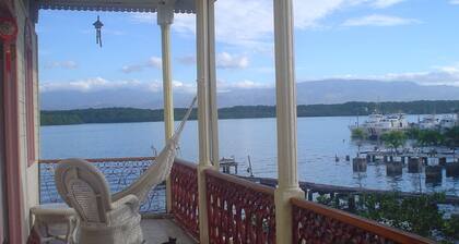 Private Palace with gorgeous view on the Gulf of Nicoya for 2 people maximum