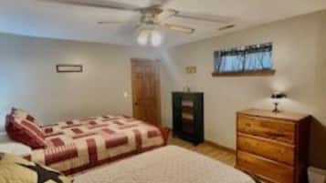 2 bedrooms, WiFi, bed sheets