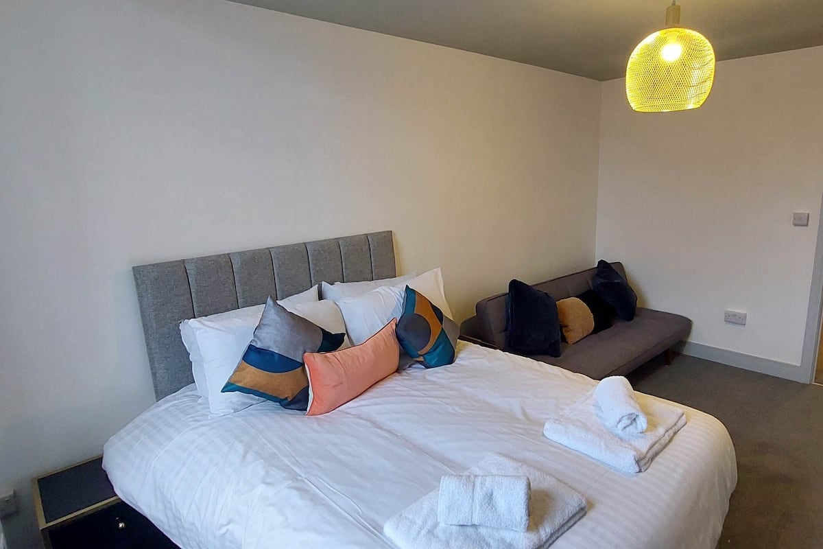 Basic Apartment, 1 Bedroom | 1 bedroom, free WiFi, bed sheets