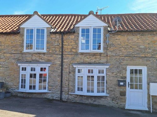 Lavender Cottage - a beautiful quirky cottage