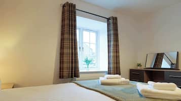 1 chambre, fer et planche Ă  repasser, Wi-Fi, draps fournis