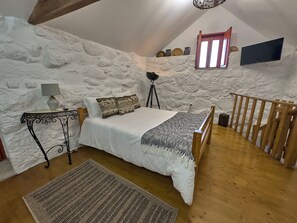3 Schlafzimmer, Bügeleisen/Bügelbrett, Reisekinderbett, WLAN