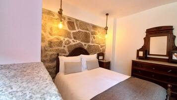 3 dormitorios, tabla de planchar con plancha, cuna de viaje y wifi