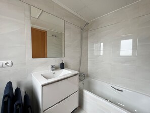 Hair dryer, towels