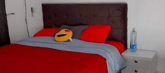 Cozy apartment super Comfortable , very clean and richly furnished.pet-friendly