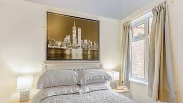 3 bedrooms, free WiFi, bed sheets