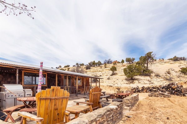 Outdoor lounge area with landscape views
