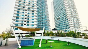 Garden - Ethan's Crib at Azure North (San Fernando)