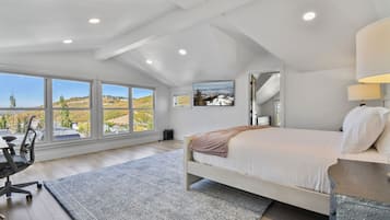 House | Free WiFi, bed sheets