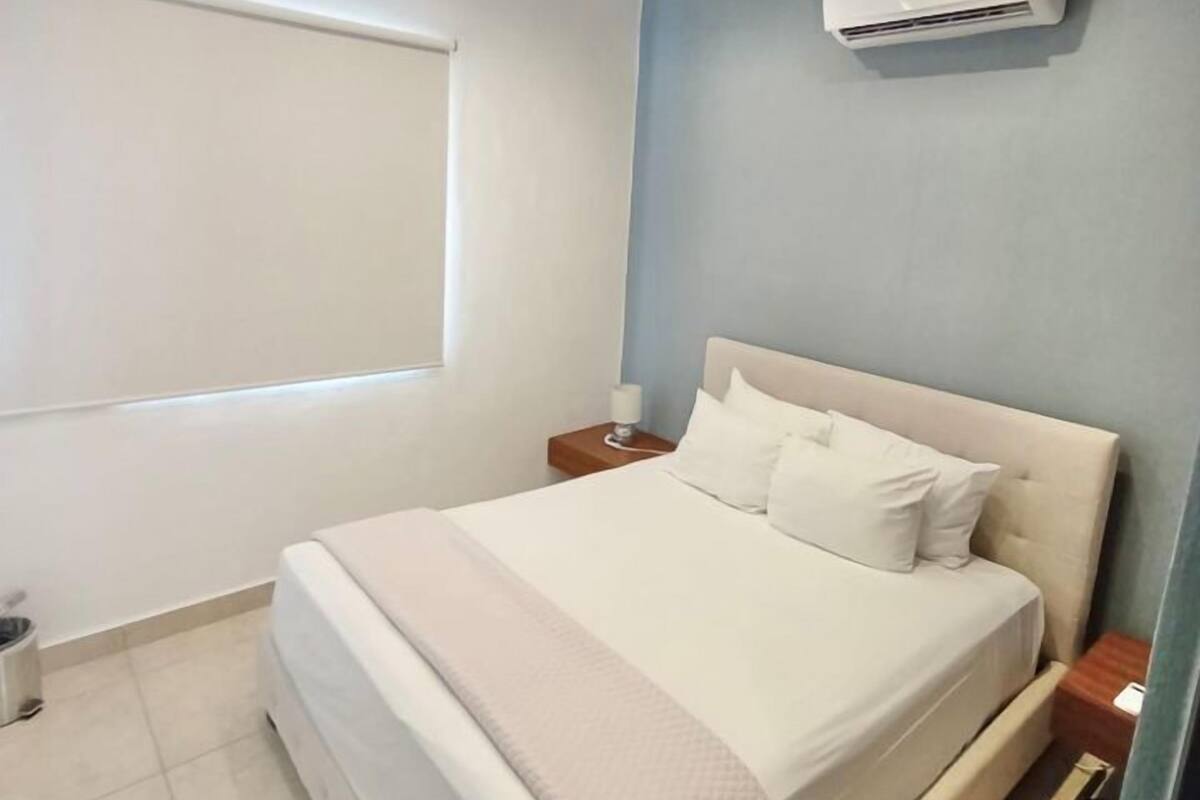 Quarto básico | Wi-Fi de cortesia, individualmente mobiliados, roupa de cama