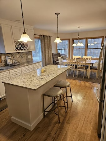 Cookware/dishes/utensils. Awesome Lake Home with tons of fun!