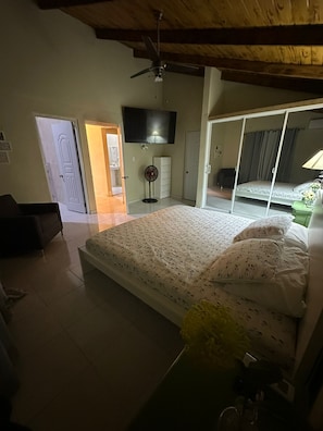 4 Schlafzimmer, WLAN, Bettwäsche