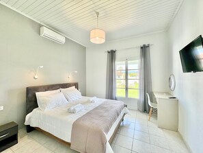 4 Schlafzimmer, Bügeleisen/Bügelbrett, kostenloses WLAN, Bettwäsche