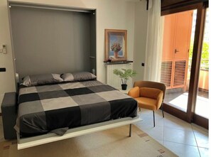 1 bedroom, Internet, bed sheets - A stone's throw from Milan
 excellent studio apartment (Cusano Milanino)