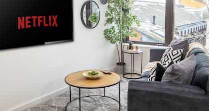 Exeter Cathedral Two-bedroom Stay