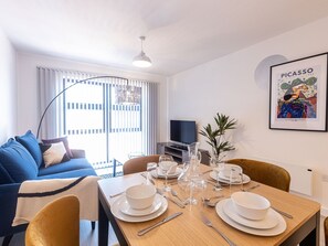 아파트 | 다이닝