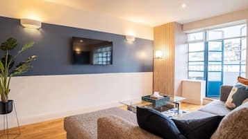 Apartment | Living area