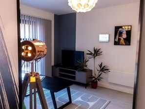 Apartment | Living area - One Bed Apartment Gem Steps to City by Belvilla (Birmingham)