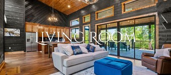 Boat Turnaround | Fire Pit | Gas Grill | Hot Tub