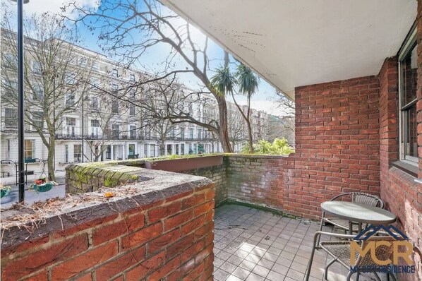 디럭스 아파트 | 테라스/파티오