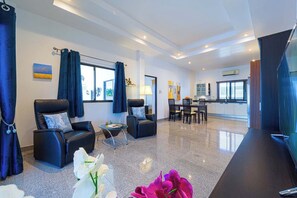 3 bedrooms, iron/ironing board, free WiFi, bed sheets - Private 3 Bedroom Pool Villa - PV7 (Hua Hin)