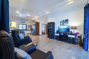 3 bedrooms, iron/ironing board, free WiFi, bed sheets - Private 3 Bedroom Pool Villa - PV7 (Hua Hin)