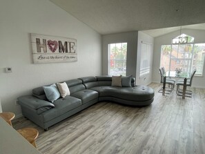 Living area - New Apartment near Disney (Kissimmee)