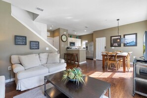 House | 4 bedrooms - Amazing 4bdr House in Disney 20104 (Kissimmee)