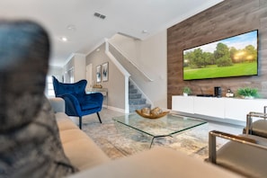 House | 6 bedrooms