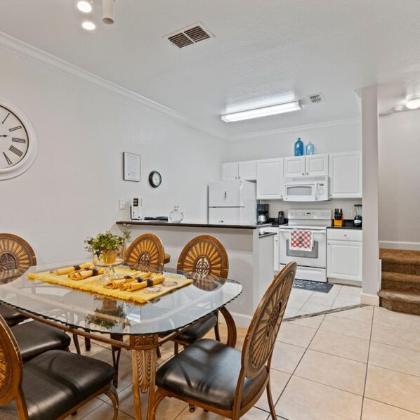 2 bedrooms - Cozy 3bdr House Near Disney 7107 (Kissimmee)