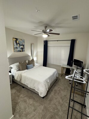 2 bedrooms, iron/ironing board, WiFi, bed sheets