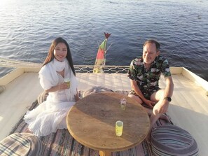 Property grounds - Aswan Nile Felucca Hotel (Aswan)