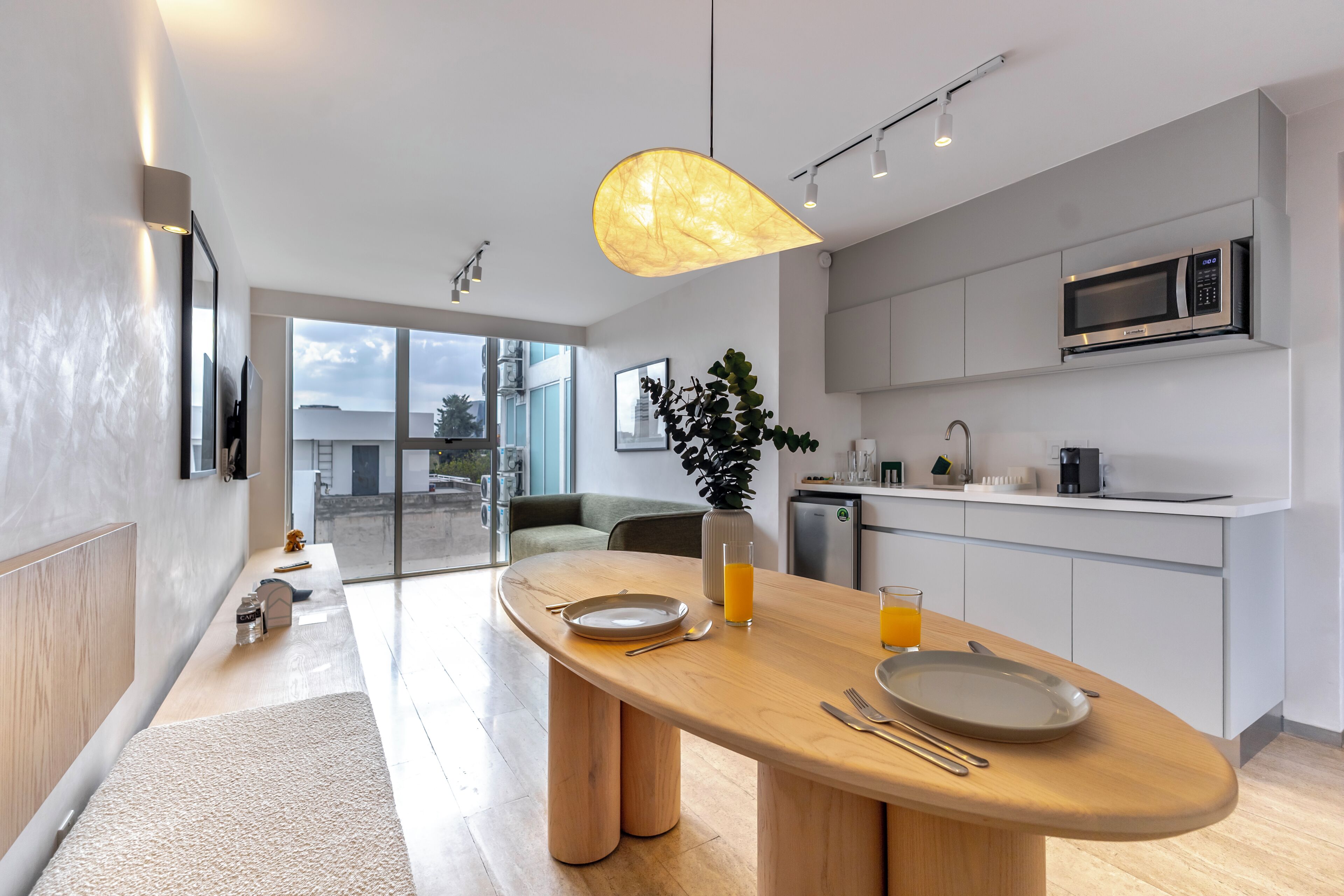 Premium Apartment, City View | In-room dining