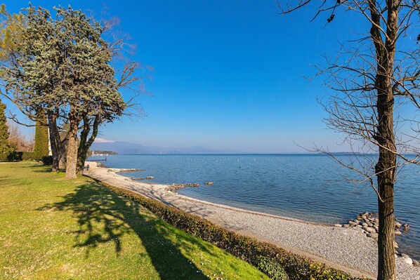 Apartment | 3 bedrooms - Il Melagrano A8 by Wonderful Italy (Padenghe sul Garda)